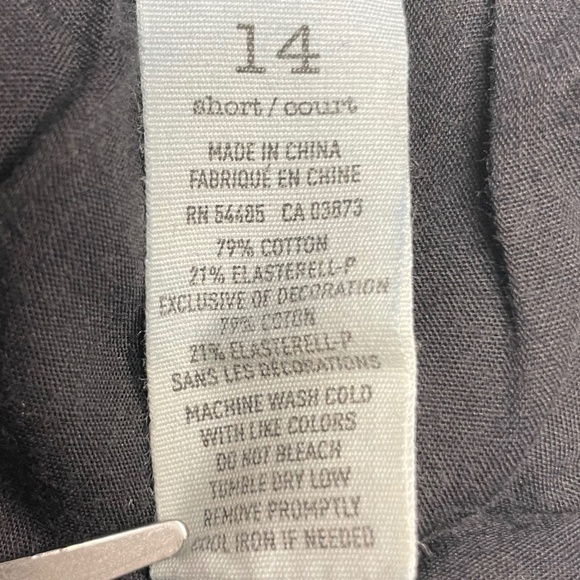 Women’s Blue 14 American Eagle Stretch Short Capri’s - Picture 11 of 15